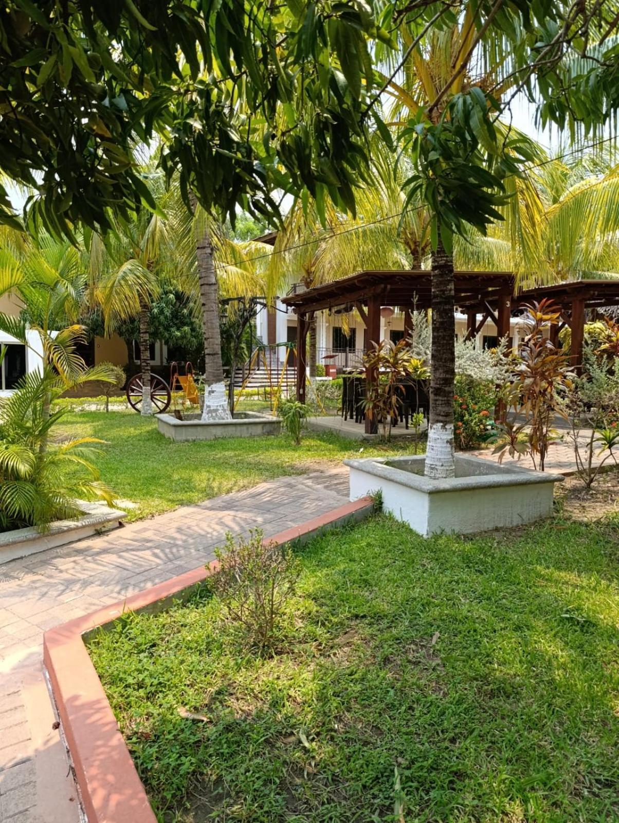 Hacienda El Pedregal Hotel Estanzuela Exterior photo